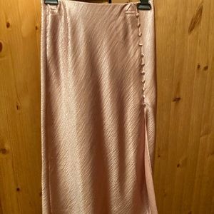 $5 Victoria’s Secret midi skirt sz XS